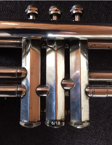 File:8 kantig 2ehands (13).png - Brasspedia