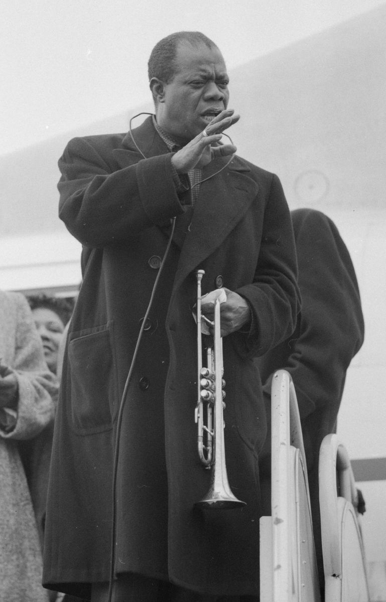 File:Louis Armstrong 1955 Kloten Emo.jpg - Brasspedia